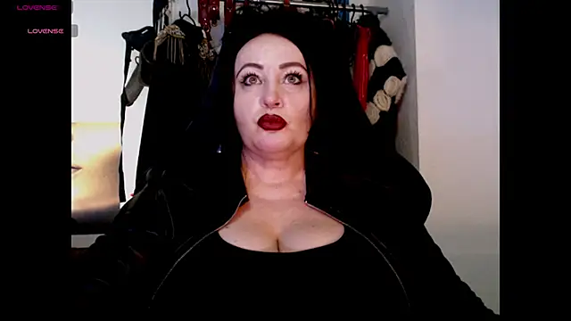 NannaGlossa online show from 11/16/25, 01:39