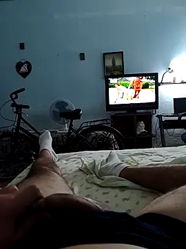 Snapshot of italovene chatting on 09/27/25, 12:48 italovene online show from 09/27/25, 12:48