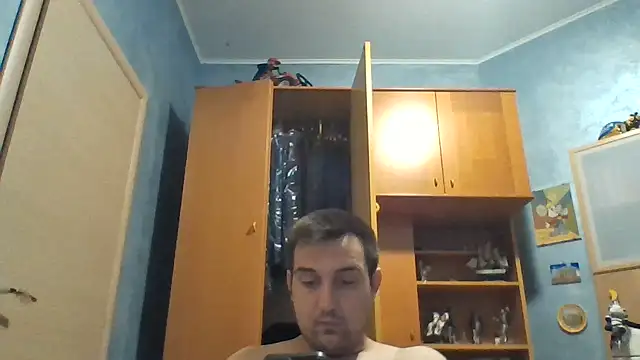 Snapshot of alexfala99 chatting on 08/06/26, 05:59 alexfala99 online show from 08/06/26, 05:59
