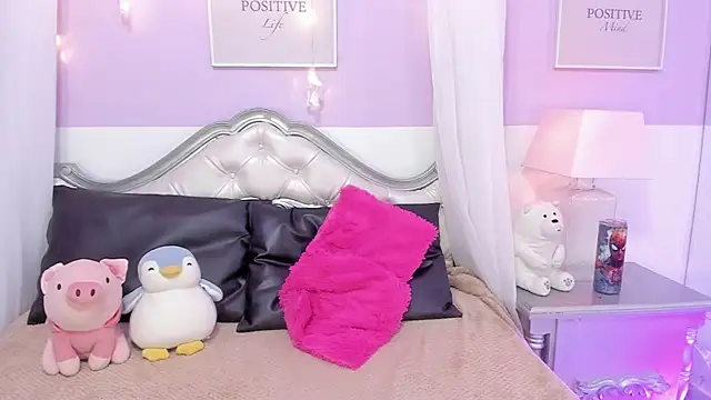 AlanaJones1 online show from 03/20/25, 07:14