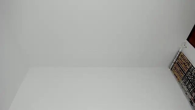 Snapshot of Andrea_Williams_ chatting on 06/18/26, 01:48 Andrea Williams online show from 06/18/26, 01:48