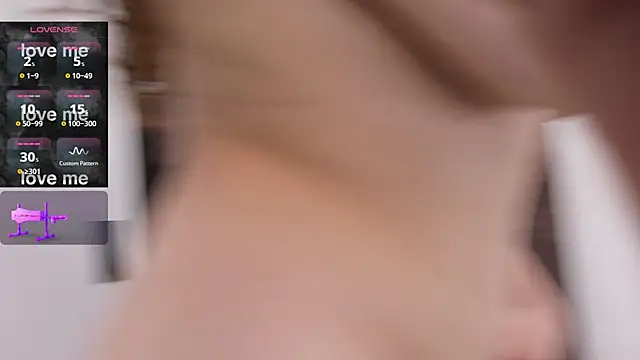 Snapshot of Anniee_boobs chatting on 01/27/25, 06:52 Anniee boobs online show from 01/27/25, 06:52