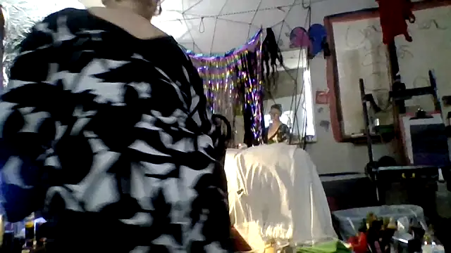 Snapshot of juscjen chatting on 03/21/25, 01:13 juscjen online show from 03/21/25, 01:13