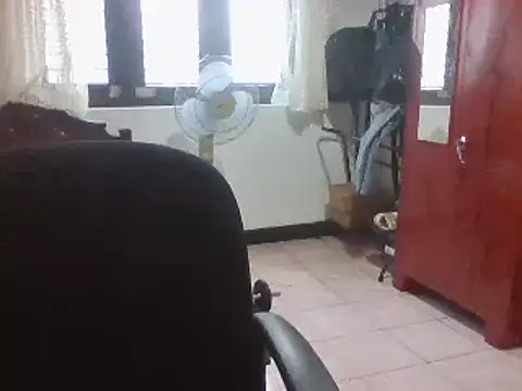 Snapshot of RoccoSL2003 chatting on 01/13/25, 02:39 RoccoSL2003 online show from 01/13/25, 02:39