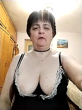 IsXLoves online show from 09/11/25, 05:02