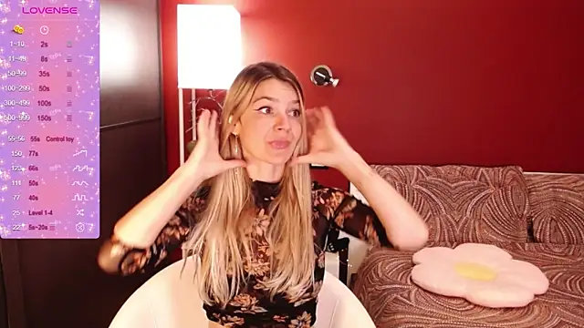 sexy blondegirl online show from 12/17/24, 03:39