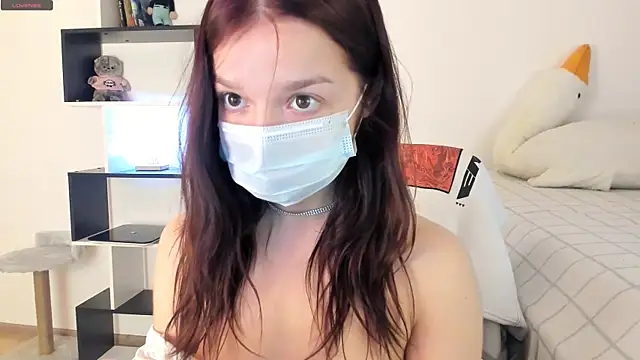 Snapshot of crystal_lilith chatting on 03/14/25, 05:27 crystal lilith online show from 03/14/25, 05:27