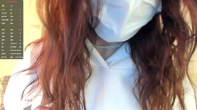 Snapshot of crystal_lilith chatting on 03/14/25, 04:40 crystal lilith online show from 03/14/25, 04:40