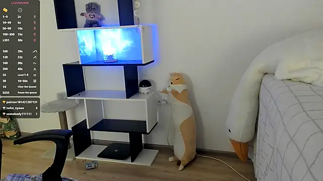 Snapshot of crystal_lilith chatting on 03/19/25, 08:23 crystal lilith online show from 03/19/25, 08:23