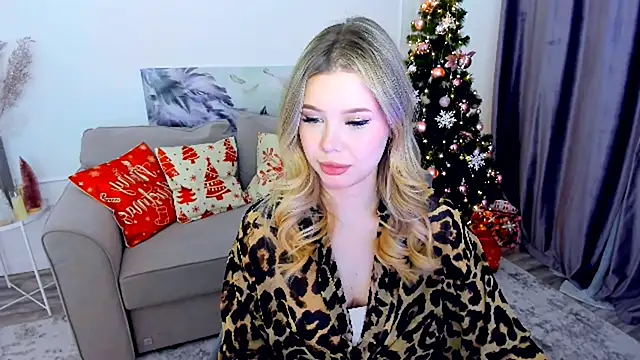 FollowLovee online show from 12/14/25, 07:29