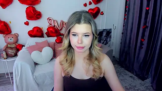 FollowLovee online show from 02/04/26, 03:34