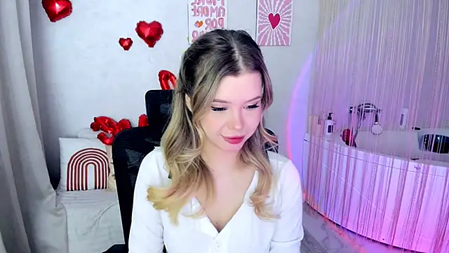 FollowLovee online show from 02/14/26, 03:36
