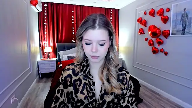 FollowLovee online show from 03/04/26, 07:53