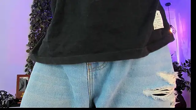 MagnusFrost online show from 01/24/25, 07:39