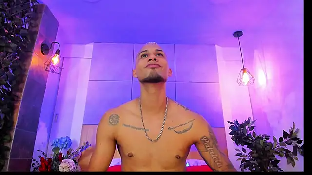 MagnusFrost online show from 01/25/25, 01:43