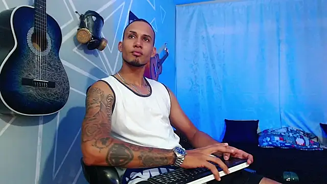 MagnusFrost online show from 02/11/25, 09:46