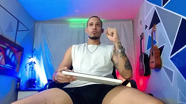 MagnusFrost online show from 02/04/26, 07:31