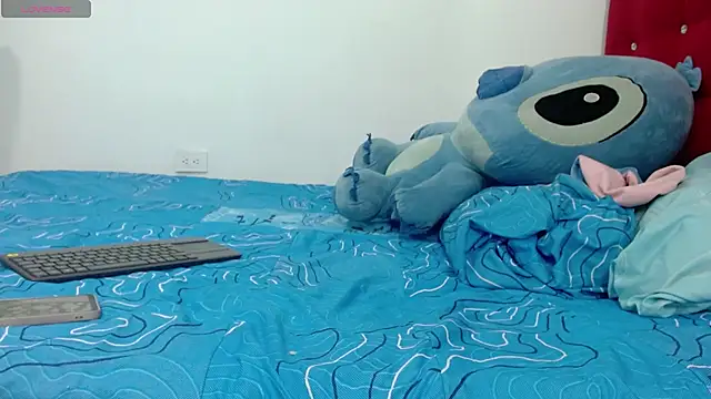 INDIAN HORNY1 online show from 11/21/25, 01:54