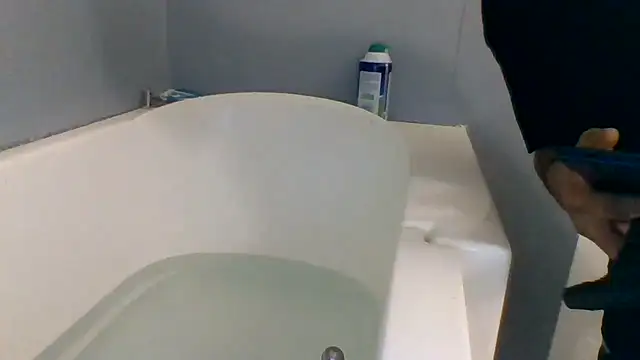 Snapshot of Houstonslong1 chatting on 02/18/25, 11:00 Houstonslong1 online show from 02/18/25, 11:00