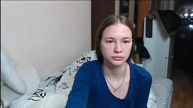 Snapshot of leila_bambi_ chatting on 12/24/24, 06:50 leila bambi  online show from 12/24/24, 06:50