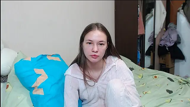 Snapshot of leila_bambi_ chatting on 01/21/25, 10:30 leila bambi  online show from 01/21/25, 10:30