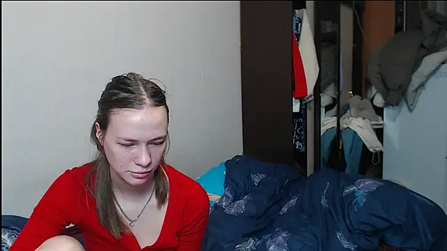 Snapshot of leila_bambi_ chatting on 03/10/25, 08:34 leila bambi  online show from 03/10/25, 08:34