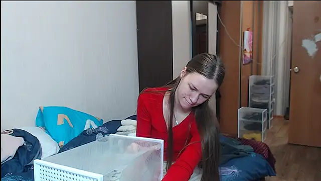 Snapshot of leila_bambi_ chatting on 03/13/25, 08:54 leila bambi  online show from 03/13/25, 08:54