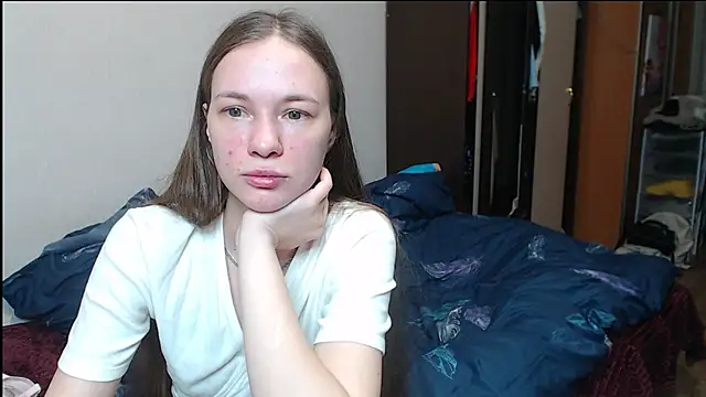 Snapshot of leila_bambi_ chatting on 03/14/25, 09:54 leila bambi  online show from 03/14/25, 09:54