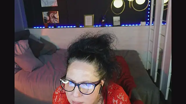 Anita Muse online show from 11/17/25, 08:58