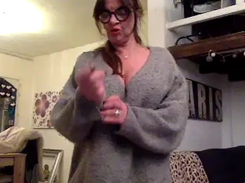 gildamilf online show from 12/09/24, 07:39