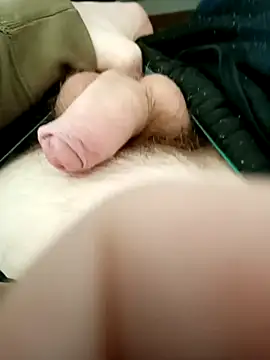 Snapshot of NudeYogaBoy chatting on 03/21/25, 12:39 NudeYogaBoy online show from 03/21/25, 12:39