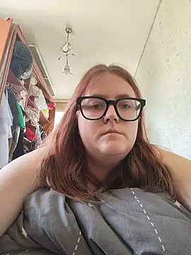 Snapshot of DesireMelissa chatting on 05/16/26, 07:49 DesireMelissa online show from 05/16/26, 07:49