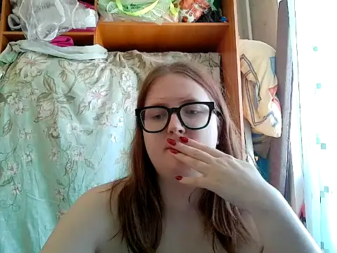 Snapshot of DesireMelissa chatting on 05/21/26, 05:03 DesireMelissa online show from 05/21/26, 05:03