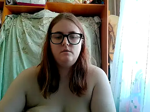 Snapshot of DesireMelissa chatting on 06/12/26, 06:56 DesireMelissa online show from 06/12/26, 06:56