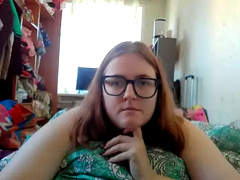 Snapshot of DesireMelissa chatting on 06/30/26, 05:52 DesireMelissa online show from 06/30/26, 05:52
