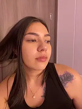 Snapshot of Latina_vanessa chatting on 12/27/24, 12:39 Latina vanessa online show from 12/27/24, 12:39