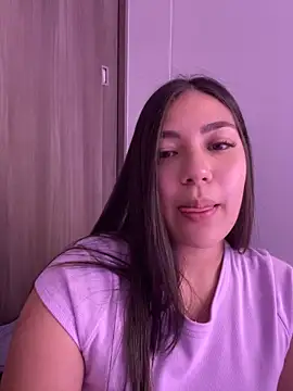 Snapshot of Latina_vanessa chatting on 01/07/25, 01:59 Latina vanessa online show from 01/07/25, 01:59