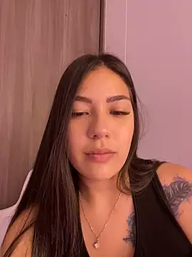 Snapshot of Latina_vanessa chatting on 01/07/25, 11:03 Latina vanessa online show from 01/07/25, 11:03