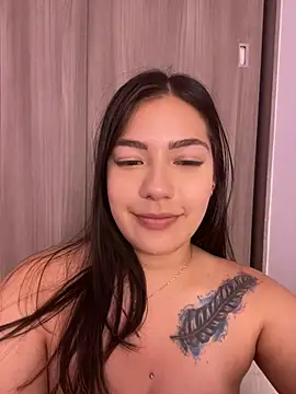 Snapshot of Latina_vanessa chatting on 01/16/25, 12:55 Latina vanessa online show from 01/16/25, 12:55