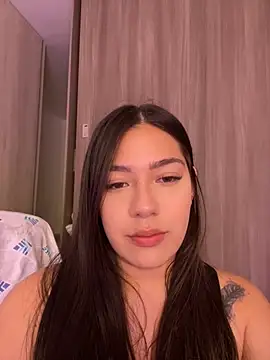 Snapshot of Latina_vanessa chatting on 02/06/25, 11:48 Latina vanessa online show from 02/06/25, 11:48