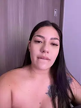 Snapshot of Latina_vanessa chatting on 02/09/25, 11:25 Latina vanessa online show from 02/09/25, 11:25
