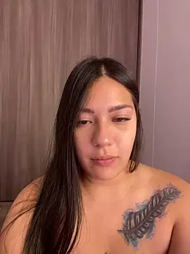 Snapshot of Latina_vanessa chatting on 02/12/25, 01:19 Latina vanessa online show from 02/12/25, 01:19