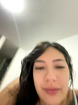 Snapshot of Latina_vanessa chatting on 09/13/25, 11:37 Latina vanessa online show from 09/13/25, 11:37