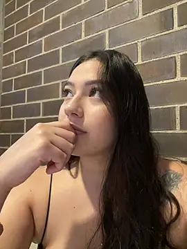 Snapshot of Latina_vanessa chatting on 03/24/26, 09:20 Latina vanessa online show from 03/24/26, 09:20