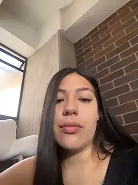 Snapshot of Latina_vanessa chatting on 05/06/26, 08:14 Latina vanessa online show from 05/06/26, 08:14