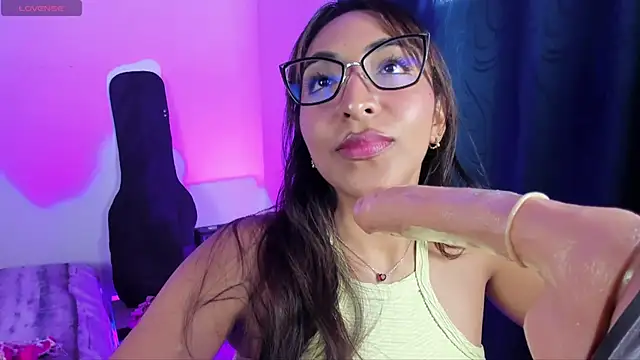 Leticia brownn1 online show from 03/10/25, 04:35