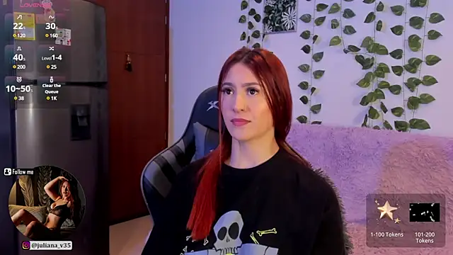 Snapshot of Amypond__ chatting on 02/12/25, 09:01 Amypond   online show from 02/12/25, 09:01