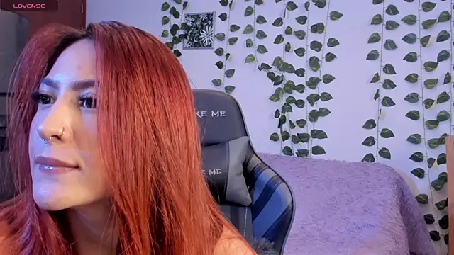 Snapshot of Amypond__ chatting on 02/28/25, 11:01 Amypond   online show from 02/28/25, 11:01