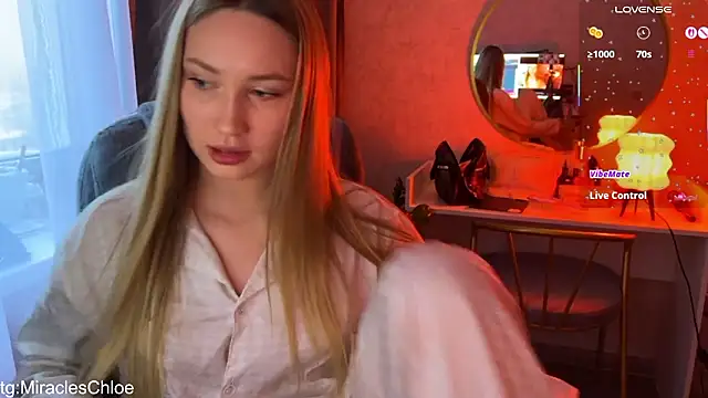 Snapshot of ChloeMillerMeow chatting on 03/10/26, 01:05 ChloeMillerMeow online show from 03/10/26, 01:05