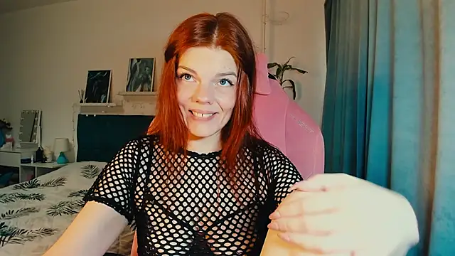 AlysaNightmoon online show from 04/13/26, 06:52